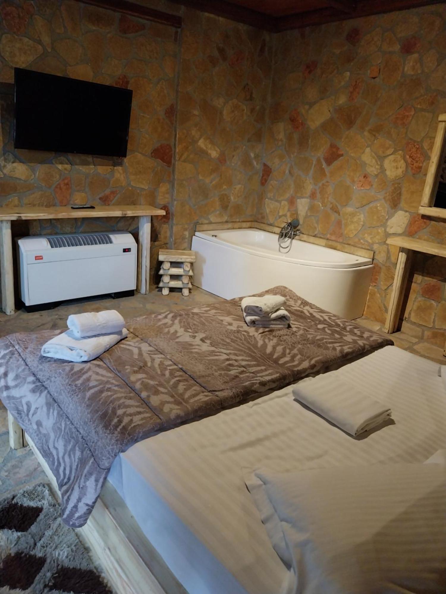 Vip Kalavrita Apartamento Exterior foto